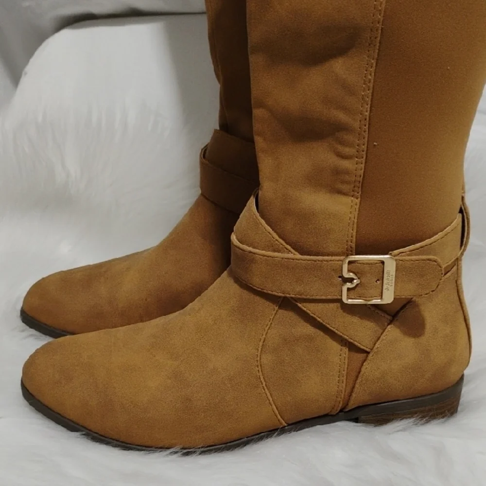 (#209) SALE! NWOT Dr. Scholls Stylish Tan Knee-High Boots Never Worn No Box